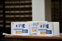 На фото представлені звукові маячки Пай