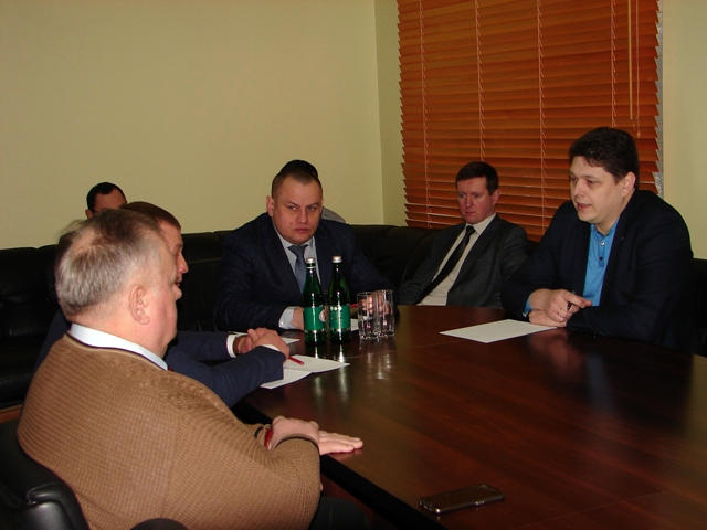 У Рівненському ЦНАПі оформлюватимуть закордонні паспорти та ID-картки