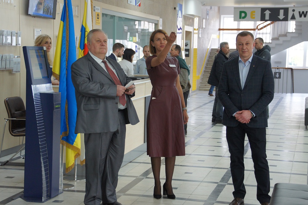 «Три хвилини – три довідки». У ЦНАПі представили новий сектор Експрес обслуговування клієнтів
