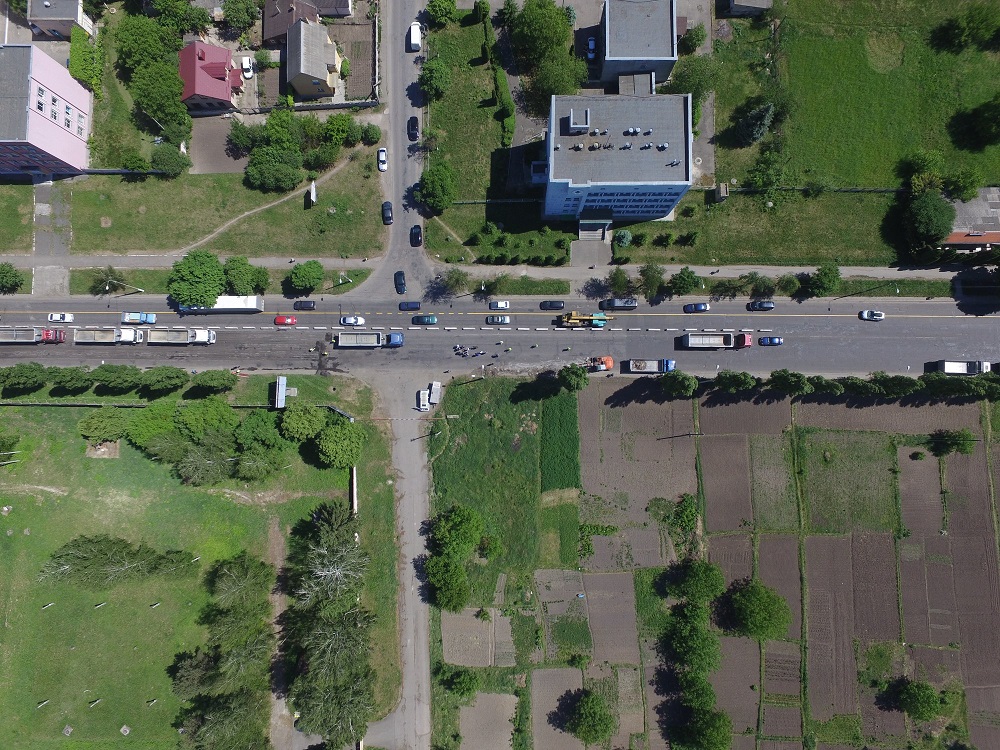 У Рівному 11 травня 2018 року шляховики розпочали капітальний ремонт частини вулиці Макарова: від Дубенської до перетину з Павлюченка. (ВІДЕО)