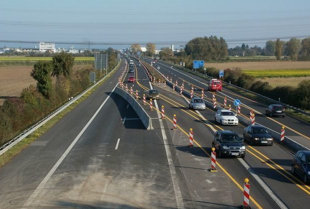Європейські стандарти: в Україні звузять смуги руху на дорогах