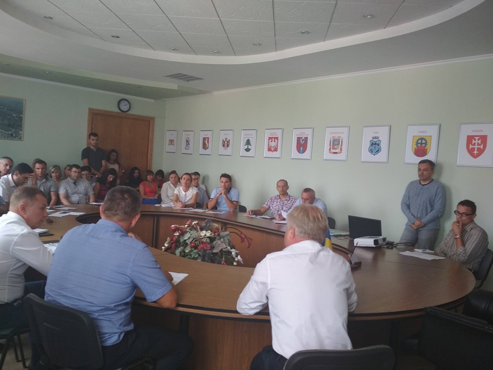Електронному документообігу у Рівнераді - БУТИ!!!