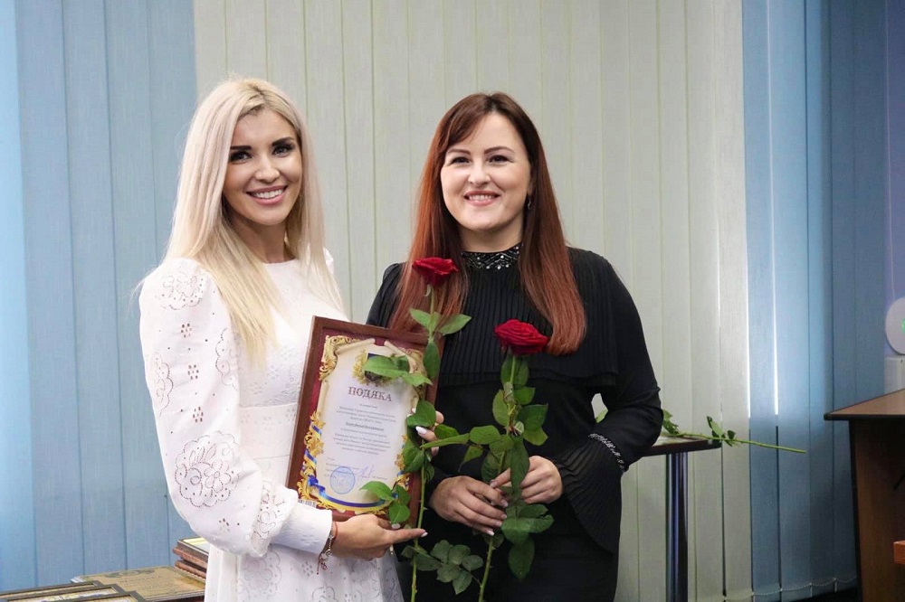 Щиро вітаємо з Днем нотаріату!