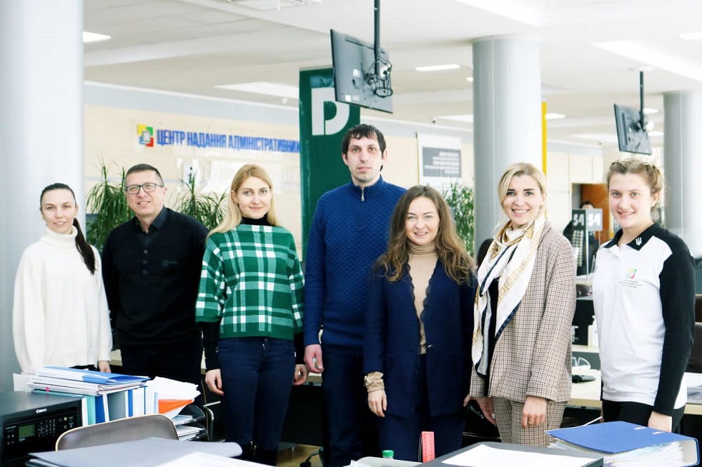 Команда Центр надання адміністративних послуг у місті Рівному радо ділиться досвідом з колегами!