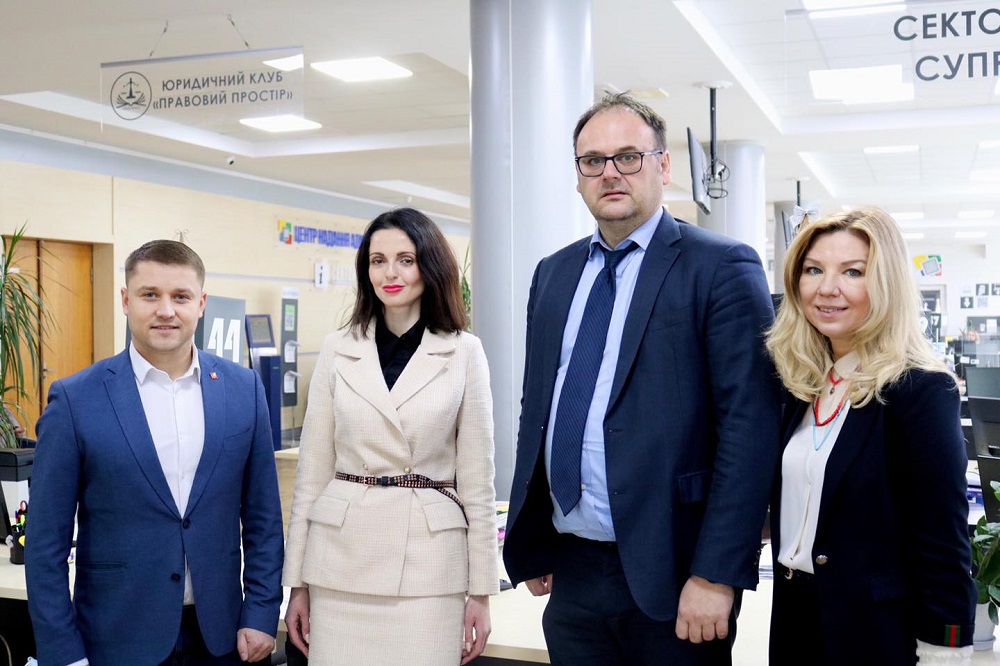 Генеральний Консул Республіки Польща провів прийом громадян у Рівненському ЦНАПі!