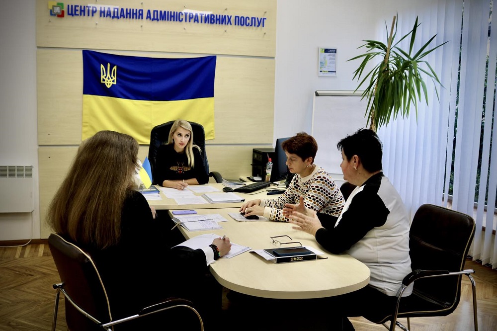 ЦНАП знову приймає документи від осіб, які прихистили ВПО!