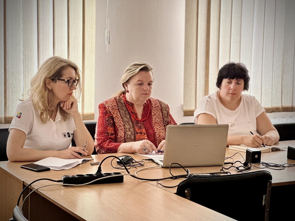 Обговорюємо особливості надання адмінпослуг у сфері державної реєстрації нерухомості та бізнесу!