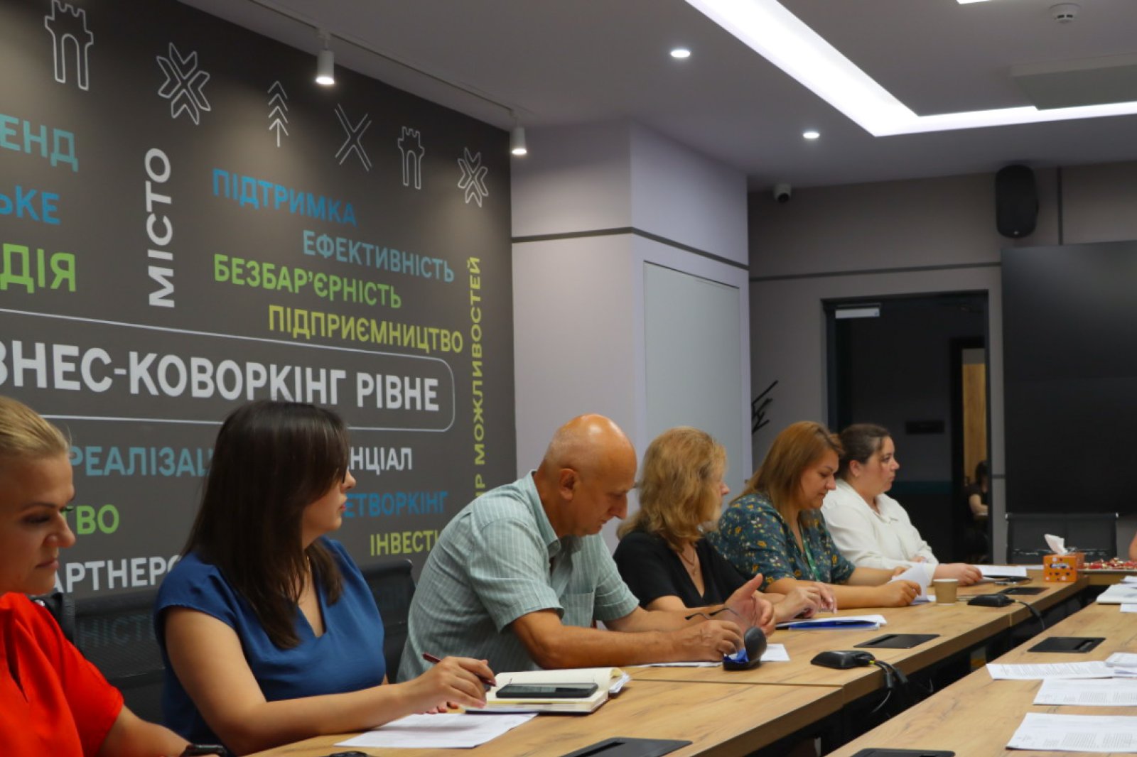 ЦНАП взяв участь в обговоренні підтримки ВПО